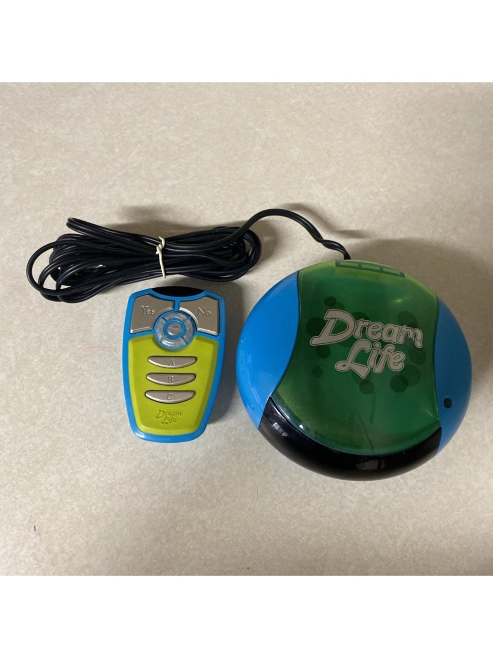 Hasbro Dream Life Game Unit in Blue, Green, Black